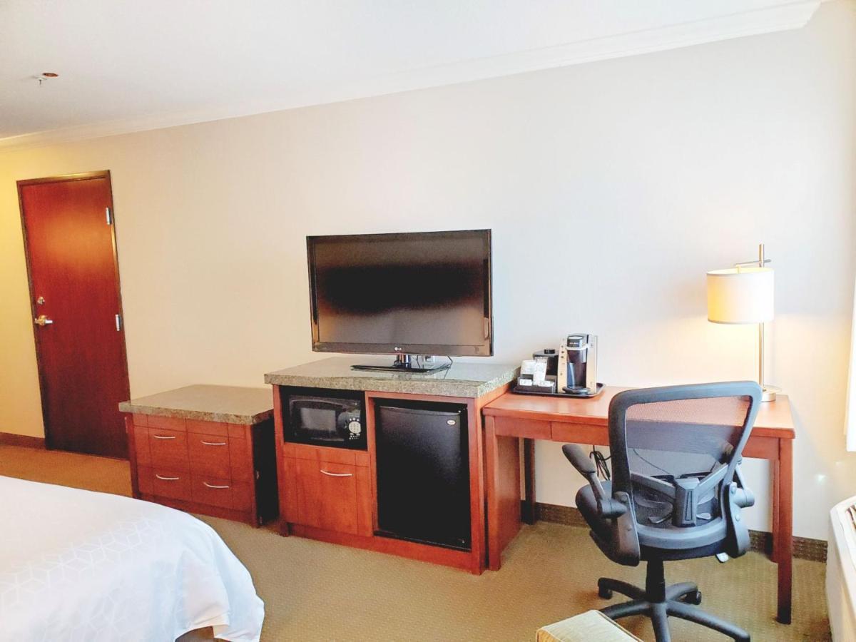 Holiday Inn Express Hotel & Suites Portland-Northwest Downtown By Ihg Exterior foto
